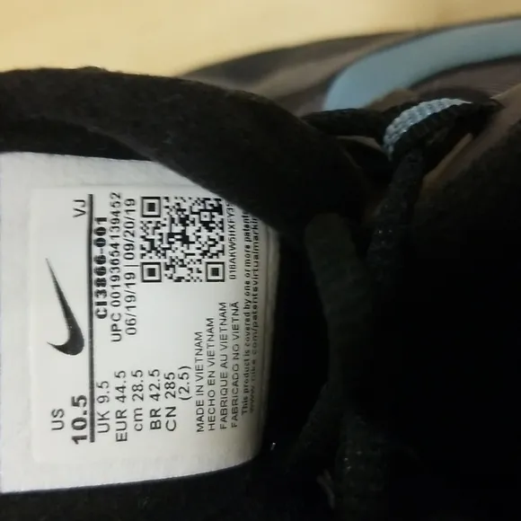 Nike Black and Gray Sneakers with Air Max Cushioning