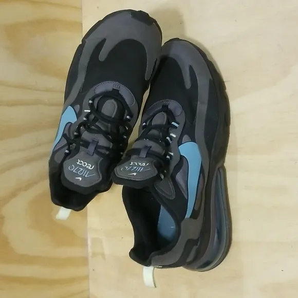Nike Black and Gray Sneakers with Air Max Cushioning