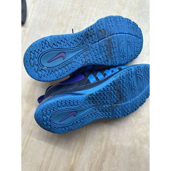 Nike Fingertrap Air Max Mens Size 14 Purple Swoosh Blue Training Shoes EUC