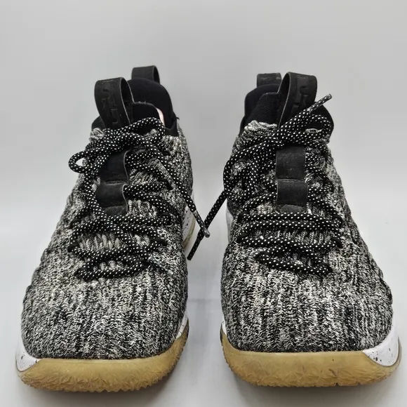Nike Lebron 15 as gray size 9