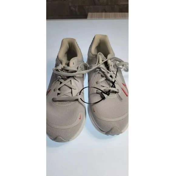 Nike Quest 5 Pure Platinum White Women's Running Shoes SIZE 7.5 (DD9291-007)