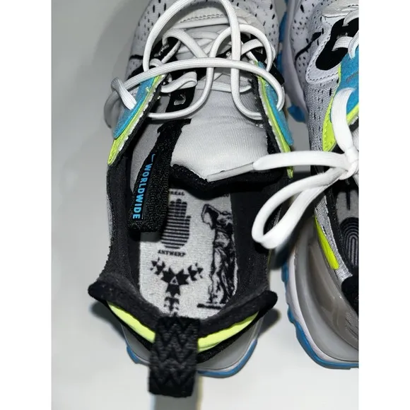 Nike React Vision Worldwide GS White Black Volt Kids Shoes Sz 4.5Y (CV8965-100)