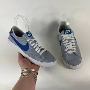 Nike Tennis Classic Athletic Shoes Men's 7 Blue White Stripe Lace-Up Low Top