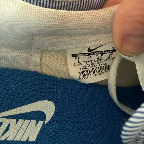 Nike Tennis Classic Athletic Shoes Men's 7 Blue White Stripe Lace-Up Low Top