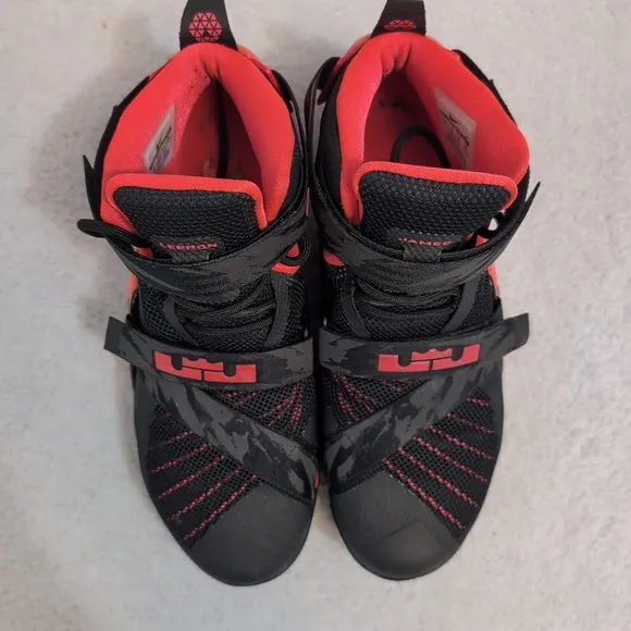 Nike Zoom Lebron James Soldier IX 9 --Black Orange Crimson Mens Size 10 749490