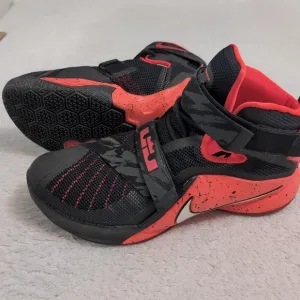 Nike Zoom Lebron James Soldier IX 9 --Black Orange Crimson Mens Size 10 749490