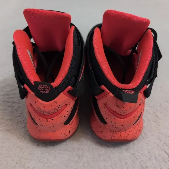 Nike Zoom Lebron James Soldier IX 9 --Black Orange Crimson Mens Size 10 749490