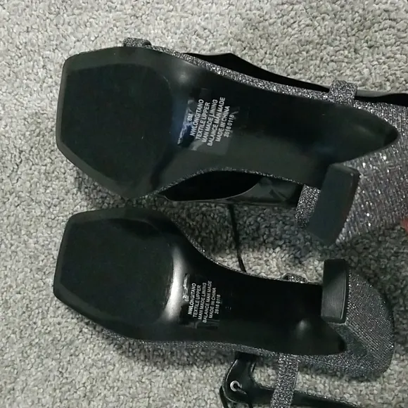 Nine West Grey Sparkling Heels Sandals 6M