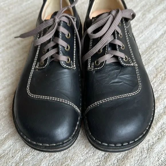 NWOB Finn Comfort Lexington, Black Plissee Leather Shoe Lace-Up Sz EU 37 US 6.5