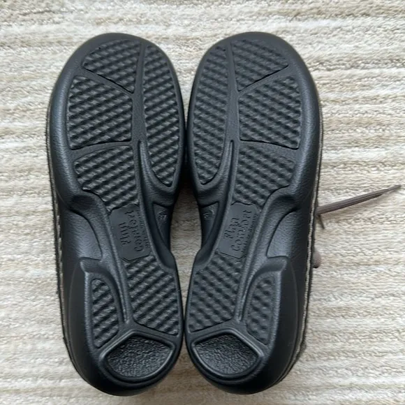 NWOB Finn Comfort Lexington, Black Plissee Leather Shoe Lace-Up Sz EU 37 US 6.5