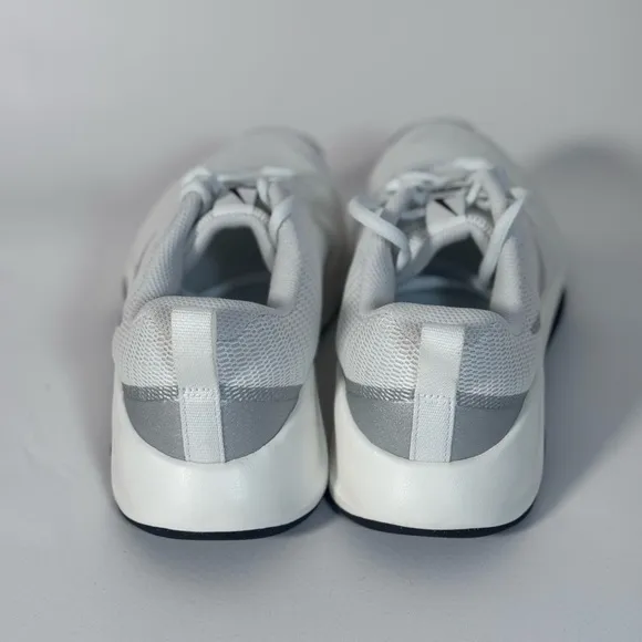 NWOB Nike MC Trainer 3 Men's Workout Shoes