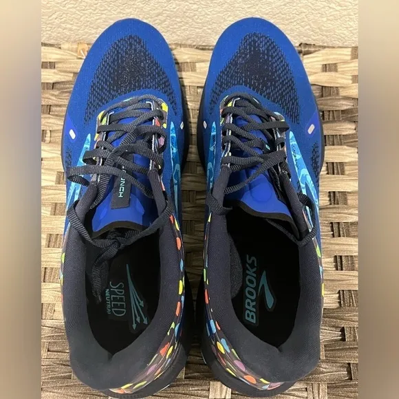 NWOT! Brooks Limited Edition Launch 9 Speed Blue w/poka dot running shoes