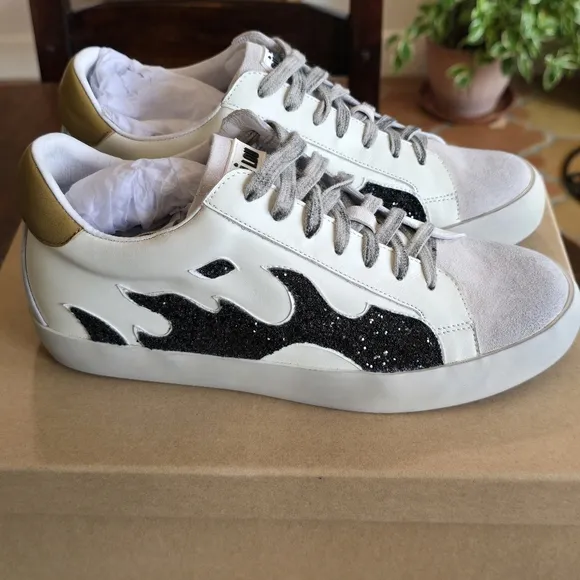 NWT Bibi Lou Leather Suede Flame Sneakers 37