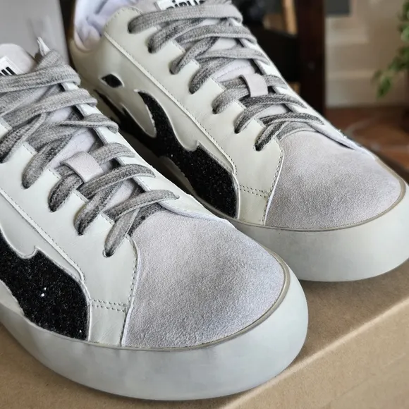 NWT Bibi Lou Leather Suede Flame Sneakers 37
