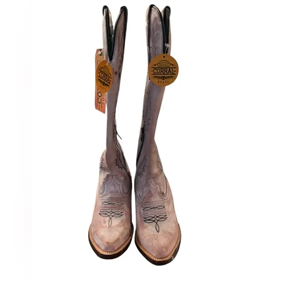 NWT Corral Women’s Embroidery Tall Snip Toe Cowboy Boots Light Pink in size 5.5