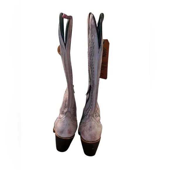 NWT Corral Women’s Embroidery Tall Snip Toe Cowboy Boots Light Pink in size 5.5