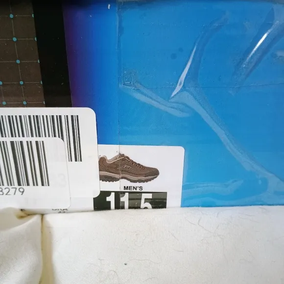NWT Skechers Men's Energy Downforce Size 11.5 Brown Leather Lace Up Sneaker