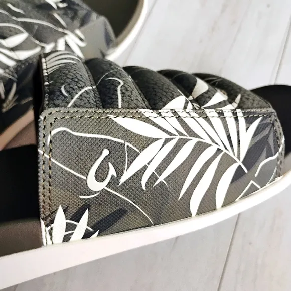 OluKai NEW Mens Maha 'Olu Slides Sandals