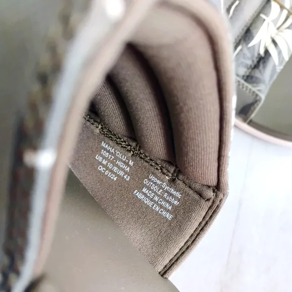 OluKai NEW Mens Maha 'Olu Slides Sandals