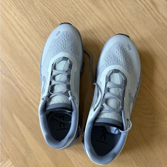 On Cloudmonster Men’s Shoes