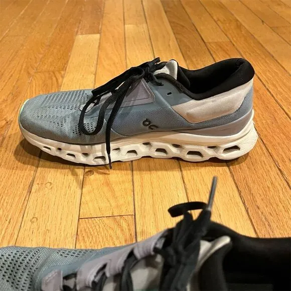 On Women's Cloudstratus 3 Sneakers Multicolor Size 9.5 Athletic Shoes