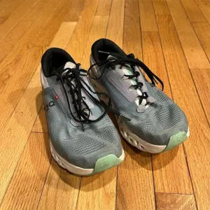On Women's Cloudstratus 3 Sneakers Multicolor Size 9.5 Athletic Shoes