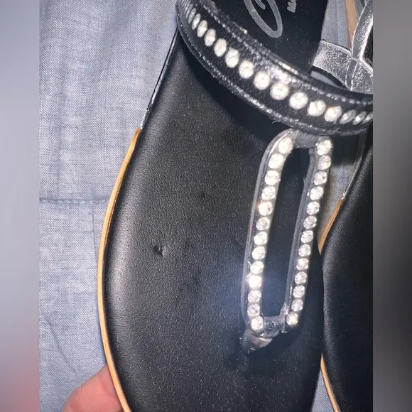 Onex Women's Black Sandals with Rhinestone Detail