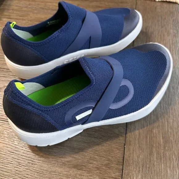 OOFOS Navy Blue Slip On Athletic Recovery Shoes Comfort Walking Sneakers‎ M 10.5