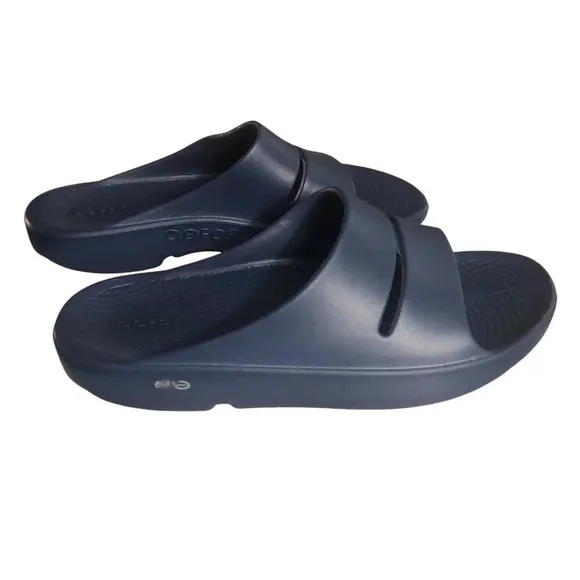 OOFOS OOAH &quot;Luxe&quot; Unisex Sz M9/W11 Navy Comfort Slip On Recovery Slides Sandals