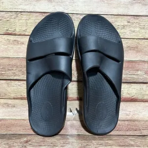 Oofos Ooahh Black Recovery Slide Sandals