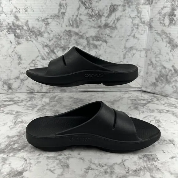Oofos Ooahh Recovery Slide Sandals Size M 9 W 11 Solid Black Rubber Slip On