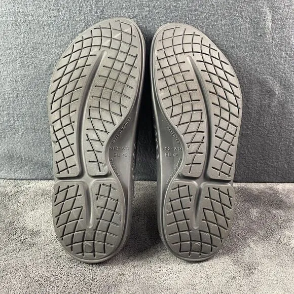 OOFOS OOahh Recovery Slides Sport Comfort Sandals Black Men’s Size 12 Women's 14
