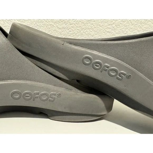 OOFOS OOahh Recovery Slip On Sandals Unisex Mens Sz 11 Womens Sz 13 Gray GUC