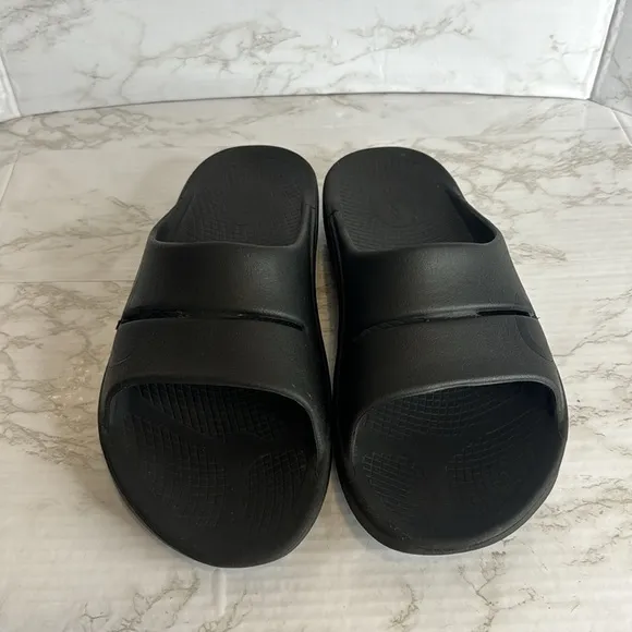 OOFOS OOahh Slide Recovery Sandals Black Mens Size 11