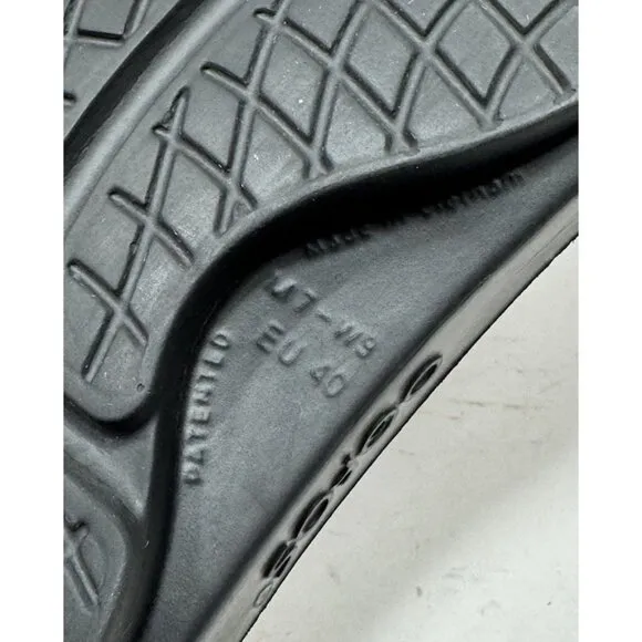 Oofos Ooahh Sport Flex Womens Size 9 Recovery Slides Sandals Camo Gray Black
