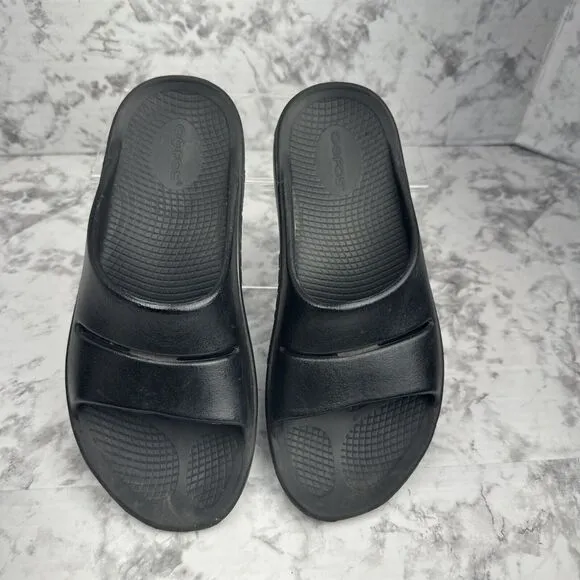 Oofos Ooahh Thick Recovery Slides Sandals Size Mens 7 Womens 9 Solid Black