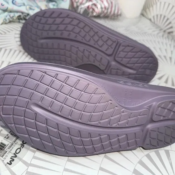 Oofos Ooahh Women's Size 13 Men’s Size 11 Recovery Slip On Slide Sandals Mauve