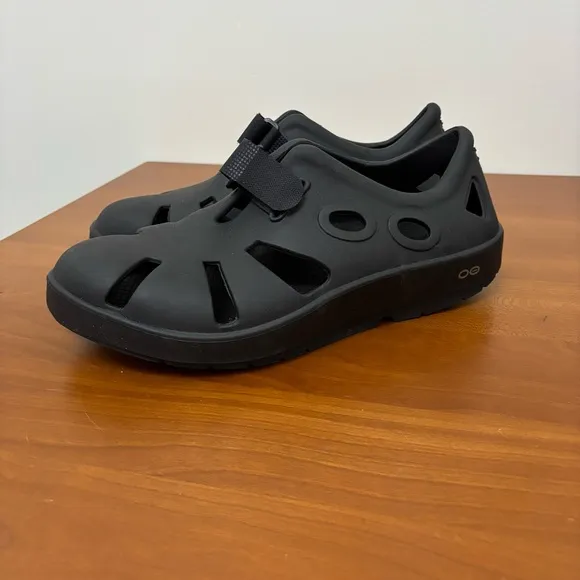 Oofos Oocandoo Recovery Sandals Fisherman Black Mens Size 11 Unisex