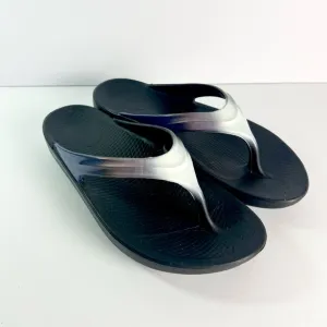 OOFOS OOLALA LUXE SANDALS size 10Iridescent black flipflops comfort Summer