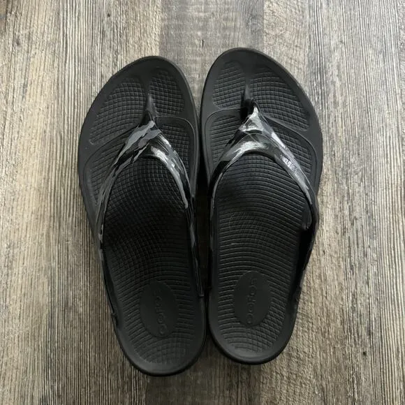 Oofos Oolala Recovery Sandals Metallic Camo Size 11