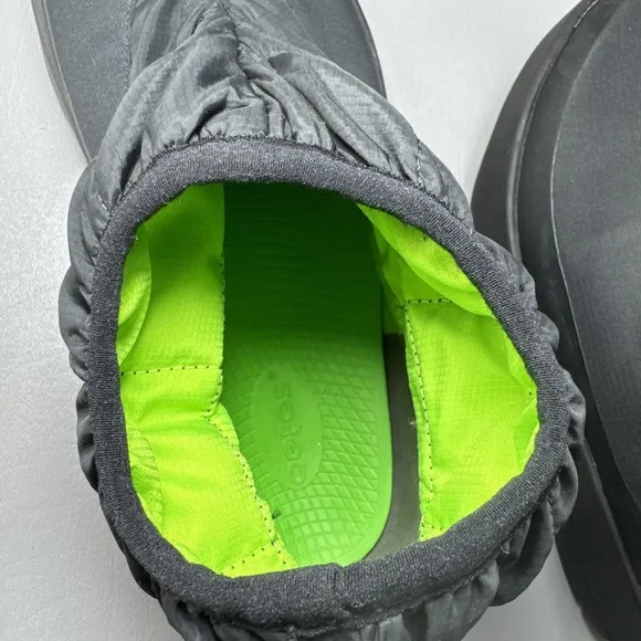 Oofos OOmg Bootie Mens Size 10 Boots Black Shoes Ankle Recovery Pull On Nylon
