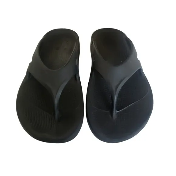 OOFOS Ooriginal Black Recovery Thong Flip Flop Sandals Slide Men's Size 9