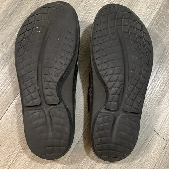 OOfos OOriginal Unisex Recovery Slides Flip Flop Sandals Mens Size 10 Women’s 12