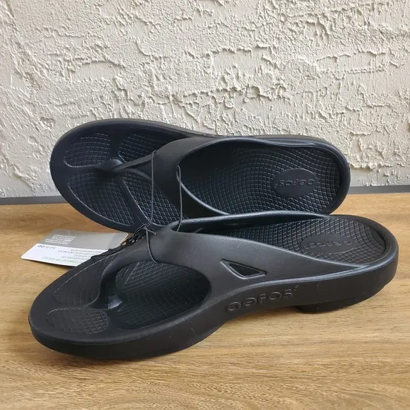 OOFOS Original Recovery Sandals Thong Flip Flop Men 10 Women 12 Black Running