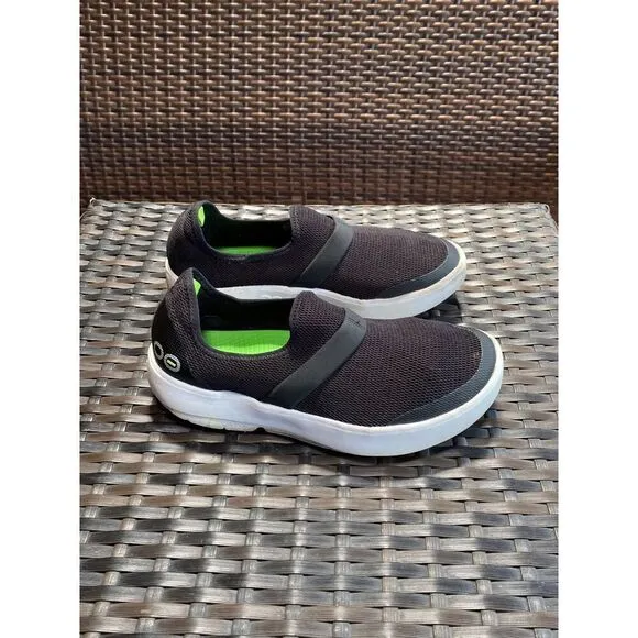 Oofos sneakers women’s size 8