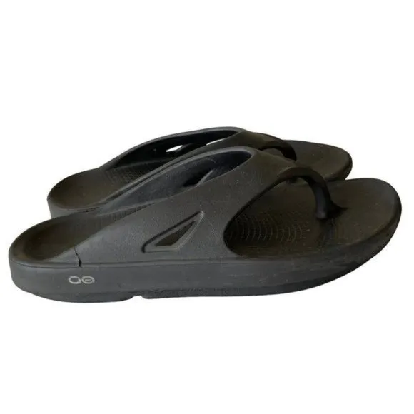 OOFOS Unisex Recovery Black Thong Slide Sandals