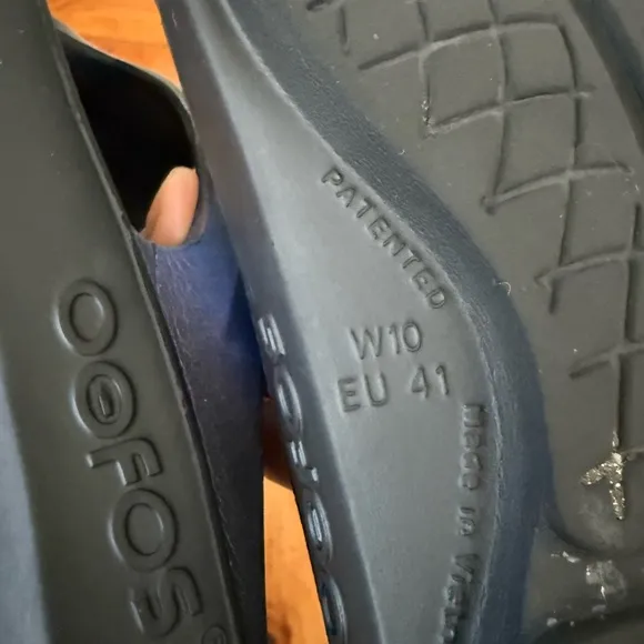 OOFOS Women's OOlala Slide Sandals | Size 10 (EU 41)