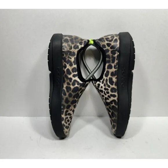 Oofos OOmg eeZee Low Shoes Slip On Cheetah Black Recovery Sneaker Women’s Sz 7.5