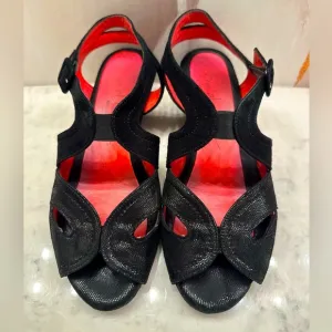 Pas De Rouge Black Suede Textured Weave Peep Toe Wedge Sandals Women’s 38.5/US 8