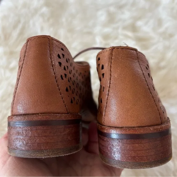 Patricia Nash Catania Perforated Leather Oxfords Loafers Lace Up Shoes